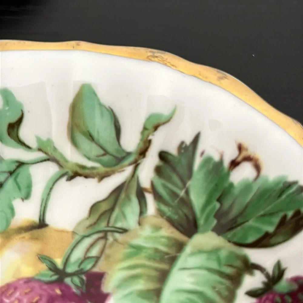 🌹 Regency Genuine Bone China 2 Vintage Berry Bowls